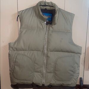 Vintage Men's Khaki Puffer Vest, medium